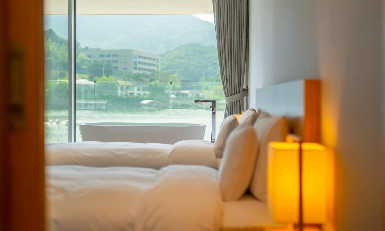 Gapyeong Hotel Suiteian Exterior foto