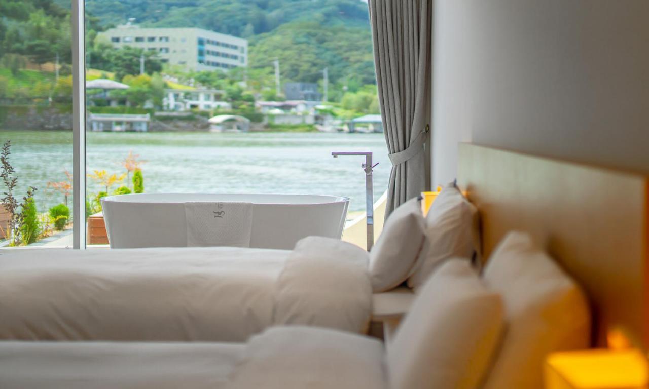 Gapyeong Hotel Suiteian Exterior foto