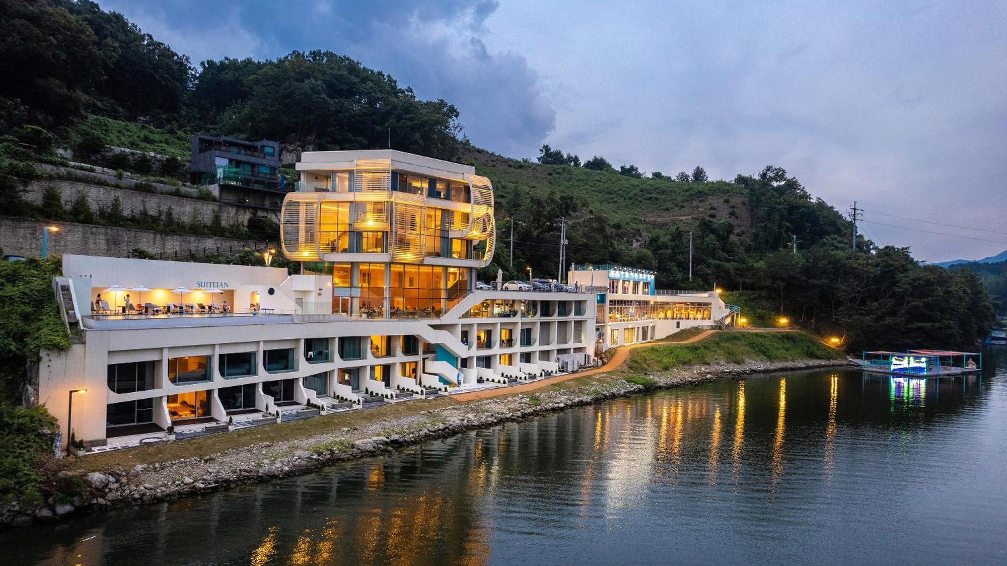 Gapyeong Hotel Suiteian Exterior foto