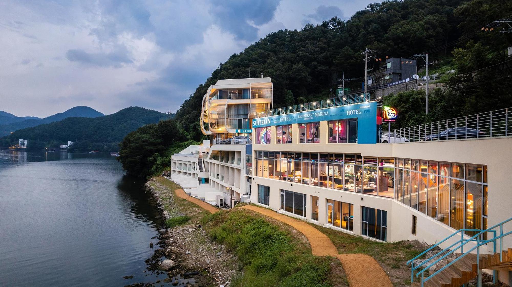 Gapyeong Hotel Suiteian Exterior foto